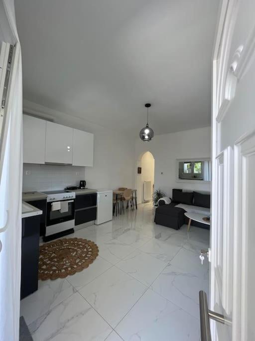 House In Diavata, Thessaloniki, Greeceアパートメント エクステリア 写真