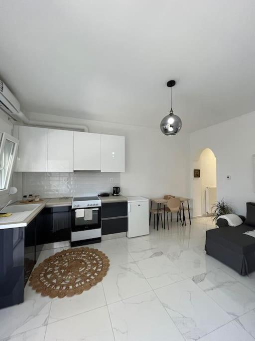 House In Diavata, Thessaloniki, Greeceアパートメント エクステリア 写真