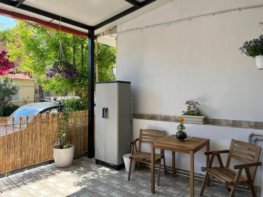 House In Diavata, Thessaloniki, Greeceアパートメント エクステリア 写真