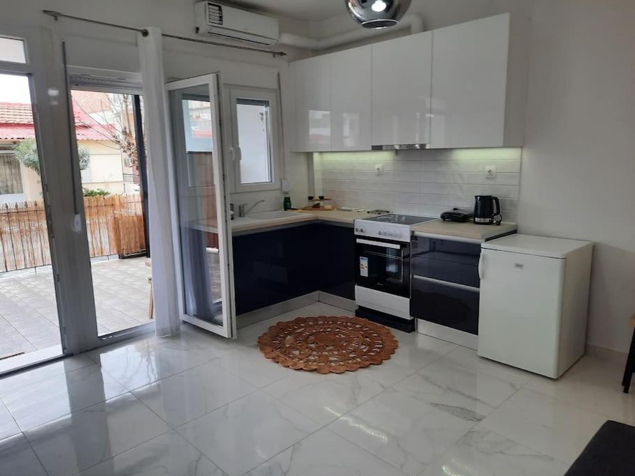 House In Diavata, Thessaloniki, Greeceアパートメント エクステリア 写真